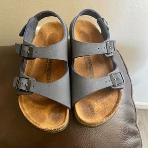 Kids Birkenstock size 13 - 13.5 sandals.